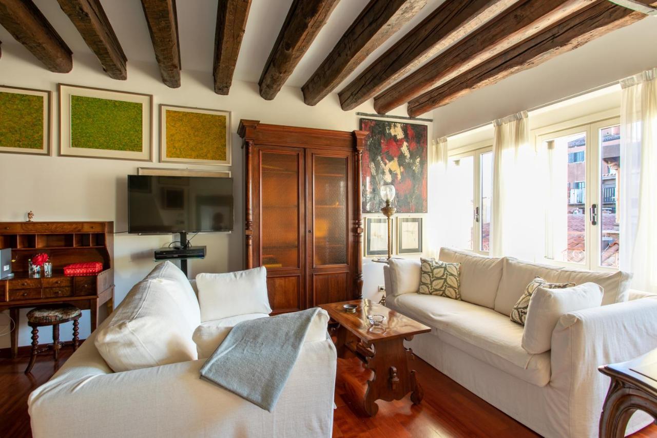 Ca' Al Giglio - Appartamento Vista Canale เวนิส ภายนอก รูปภาพ
